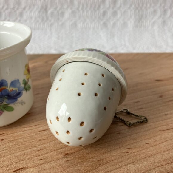Vintage AK Kaiser Tea Infuser Tea Ball Strainer - W Germany - Pink Purple Floral - Picture 5 of 9